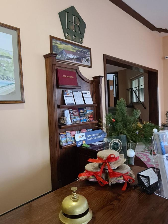 Hotel Klodzko Bagian luar foto